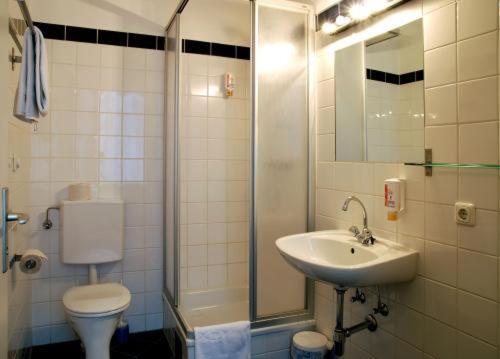 Suite Hotel 200M Zum Prater Viena Exterior foto